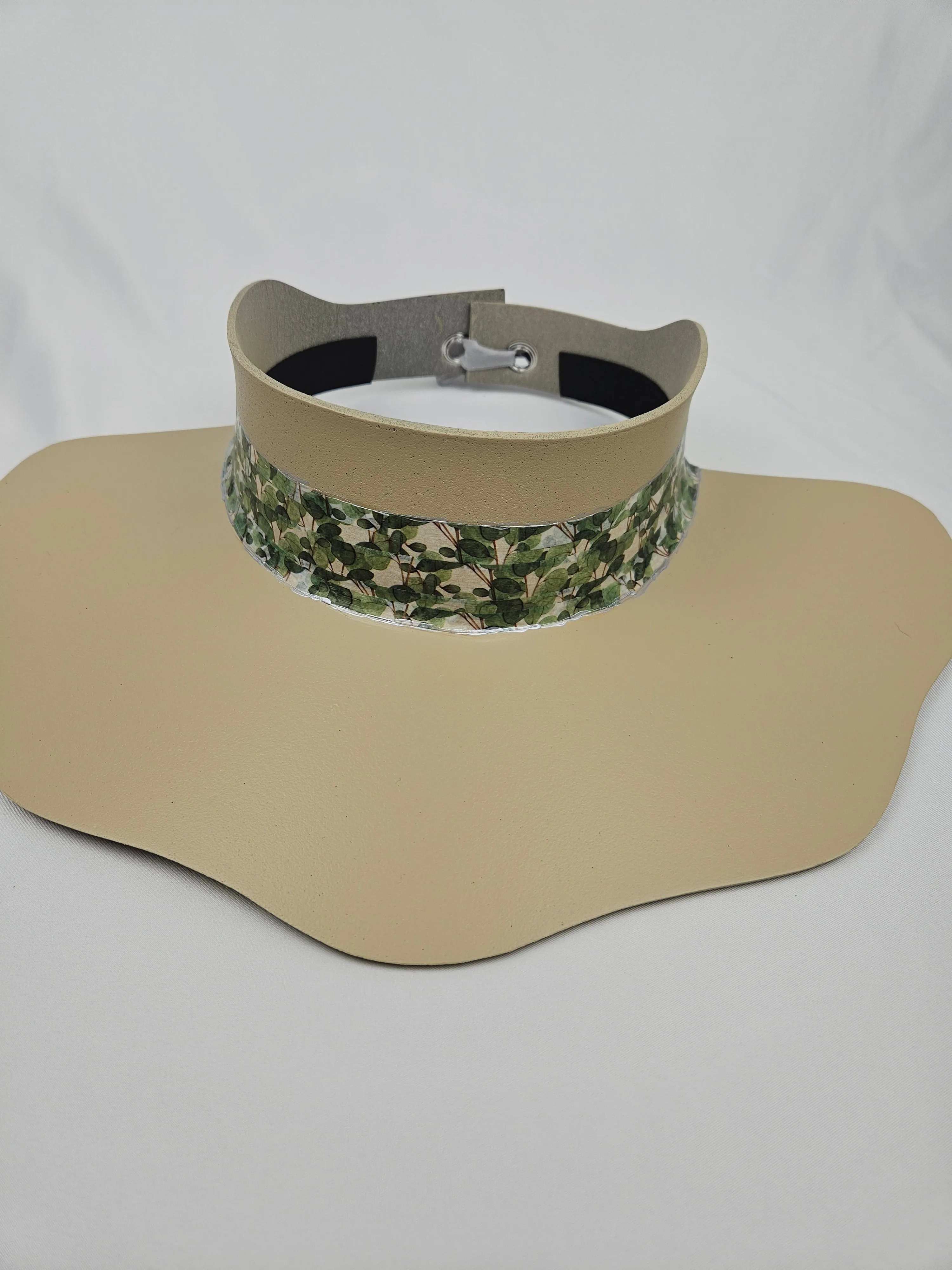Beige Lotus Visor Hat with Green Leaf Band
