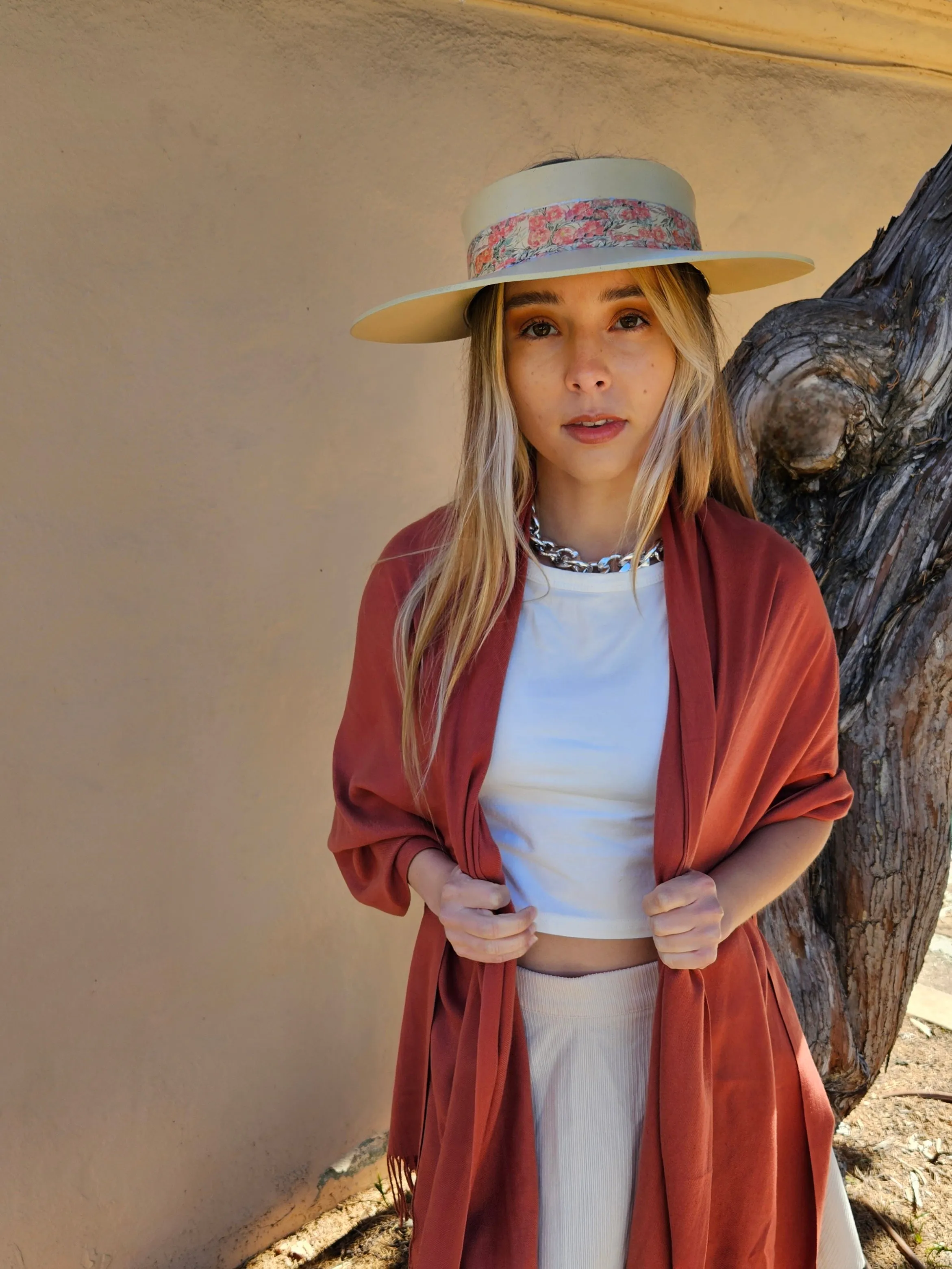 Beige "LadyEVA" Visor Hat with Orange Pink Floral Band