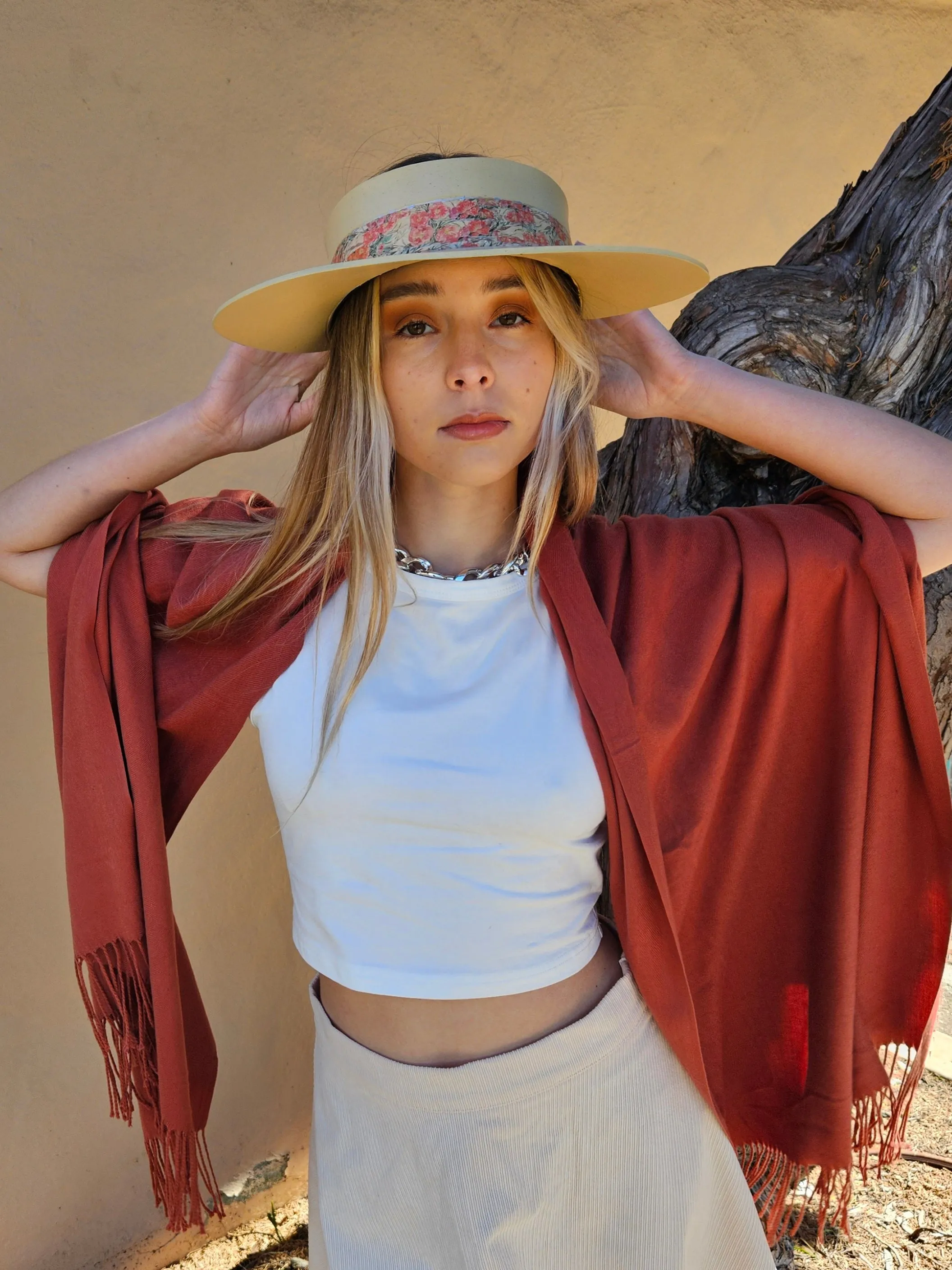 Beige "LadyEVA" Visor Hat with Orange Pink Floral Band