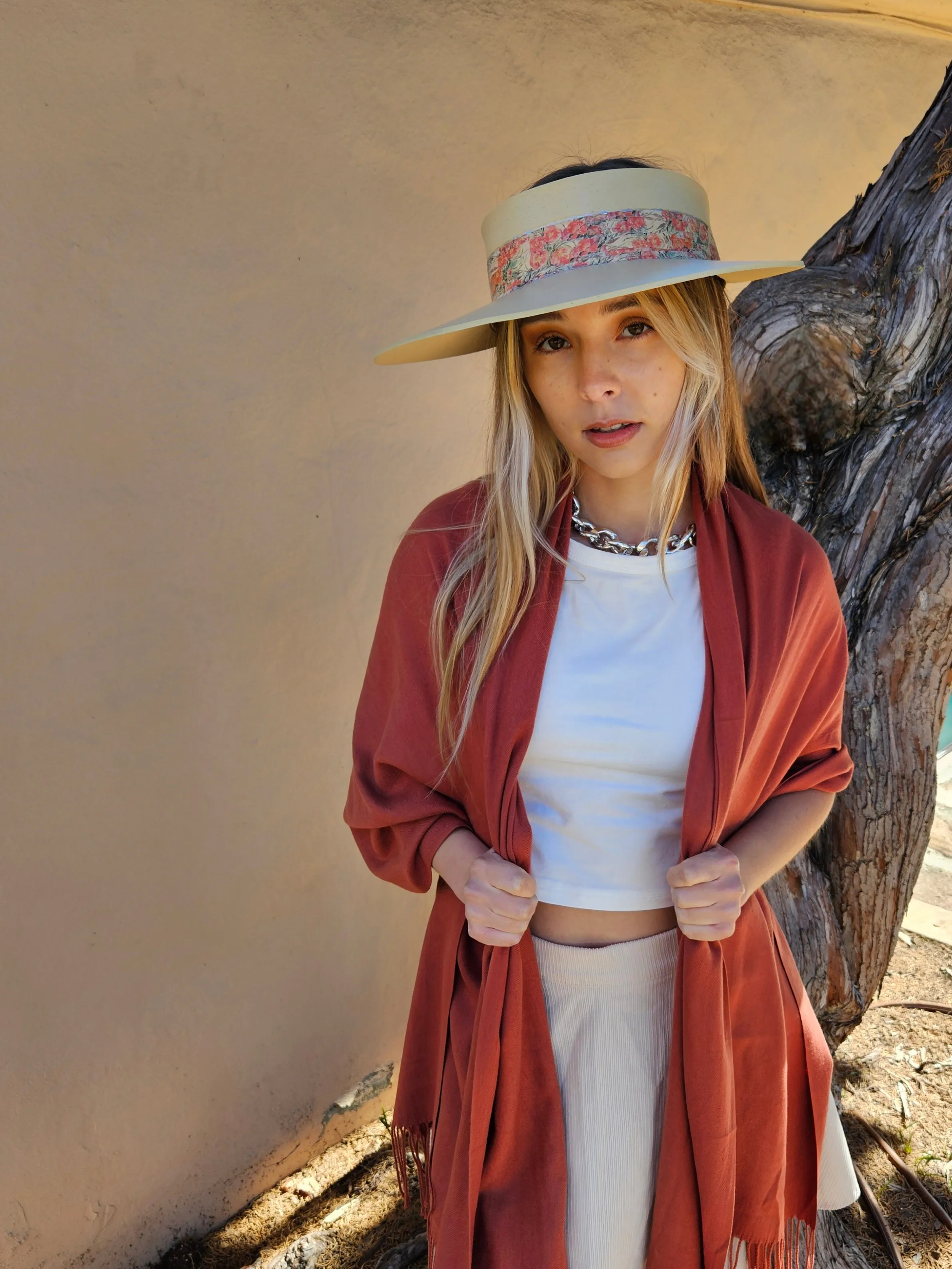 Beige "LadyEVA" Visor Hat with Orange Pink Floral Band