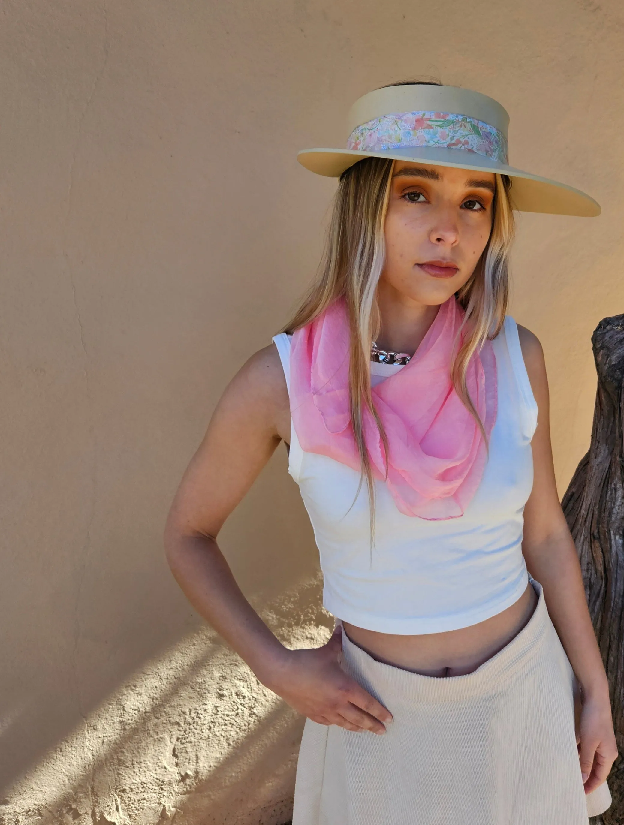 Beige "LadyEVA" Visor Hat with Pastel Floral Band