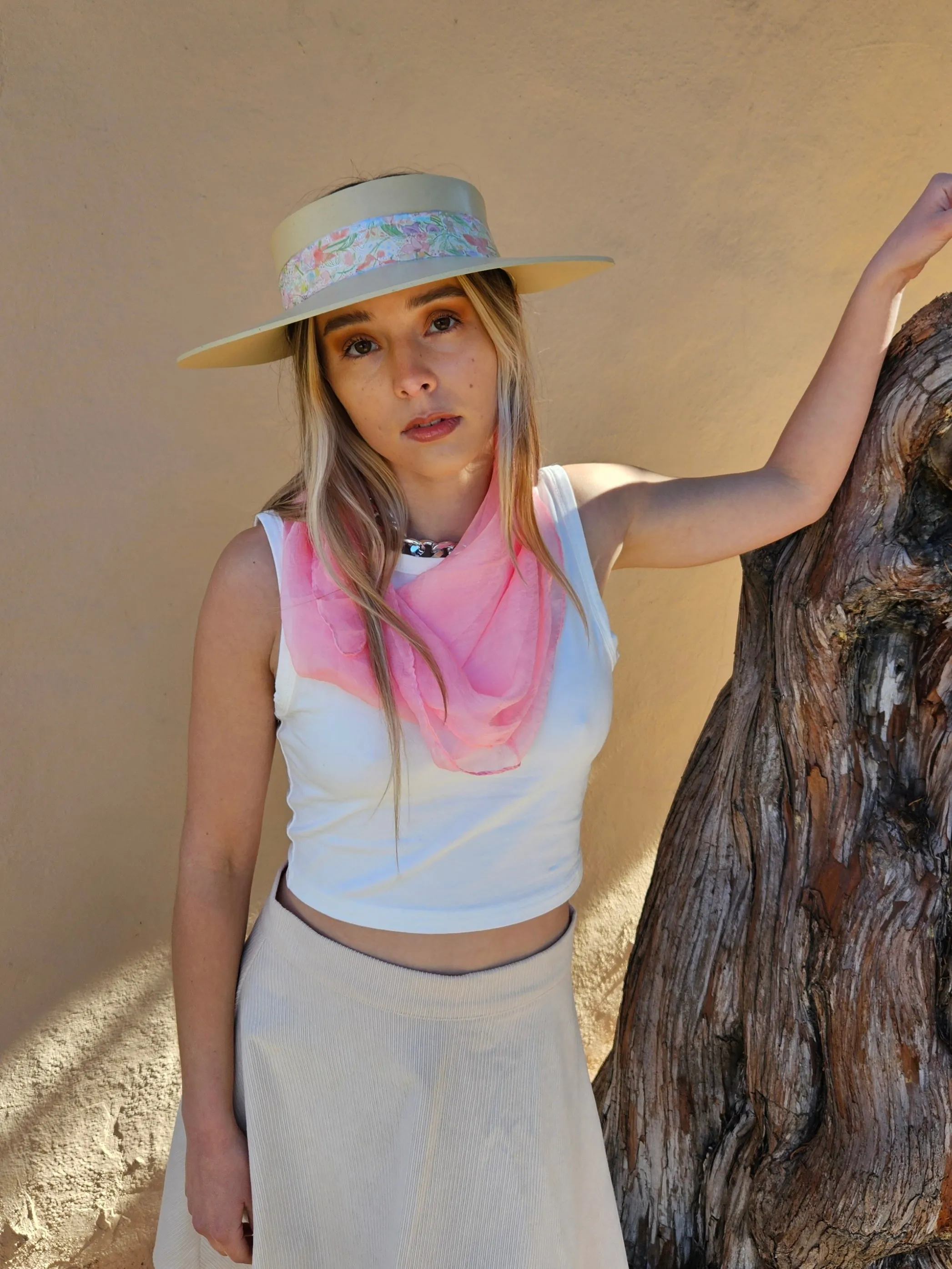 Beige "LadyEVA" Visor Hat with Pastel Floral Band