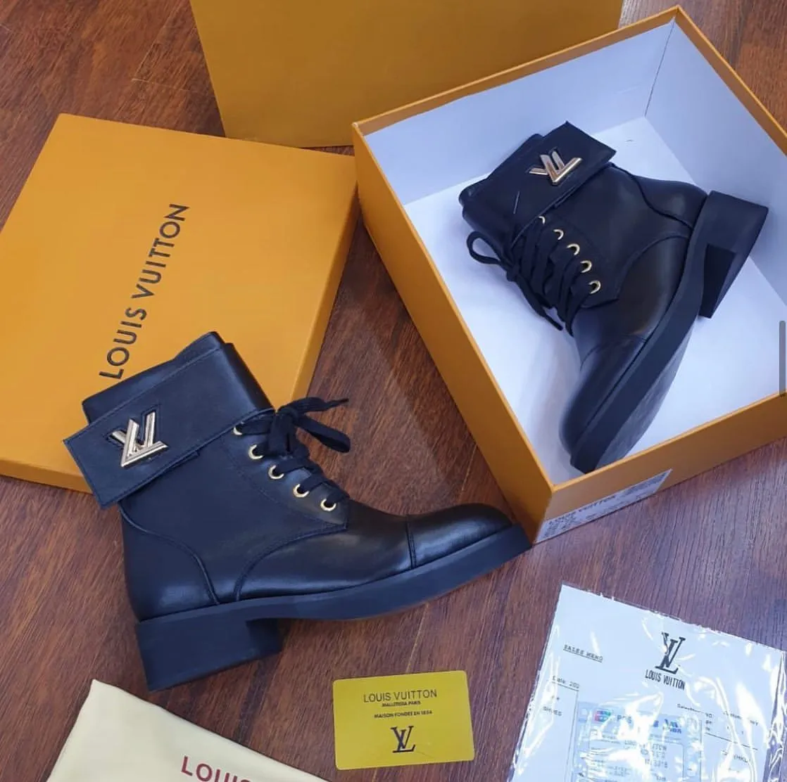 Luxury Boots - LOV - 6072