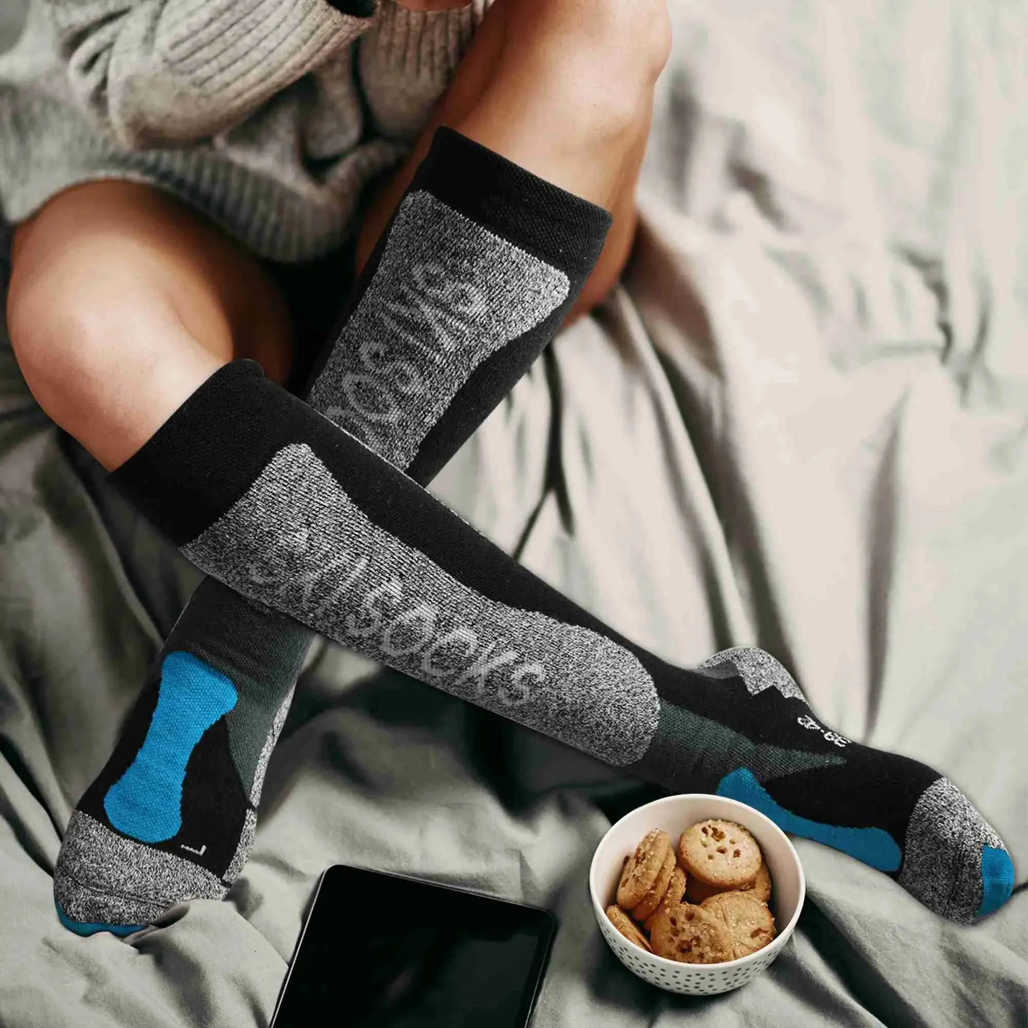 MCTi Ski Socks Winter Thermal Thermolite OTC Knee High Snowboard Socks for Men Women (1 Pair / 2 Pairs)