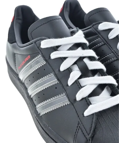 PLEASURES Sneakers