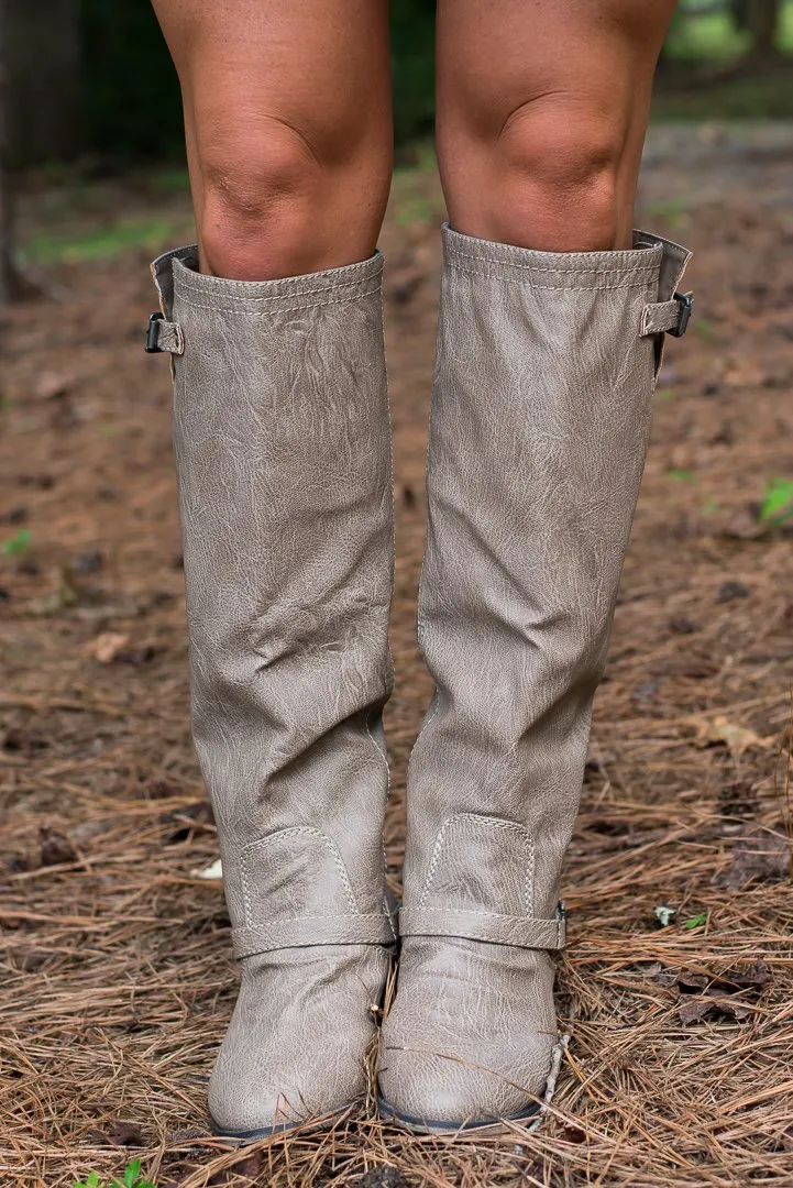 The Cassidy Boot, Beige