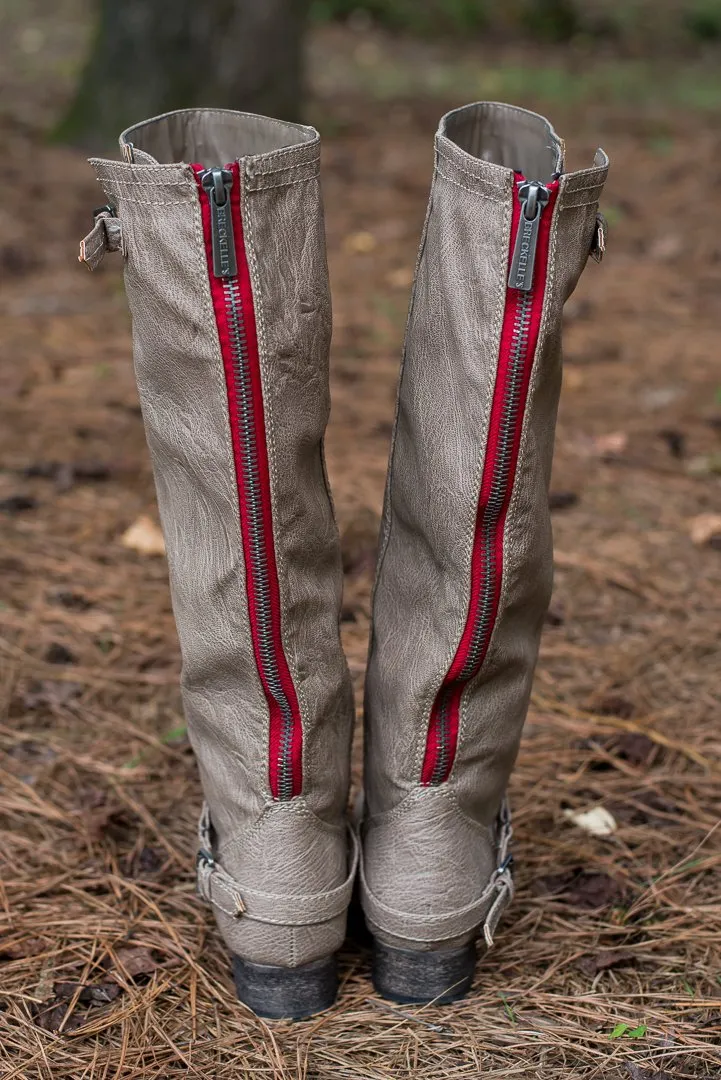 The Cassidy Boot, Beige