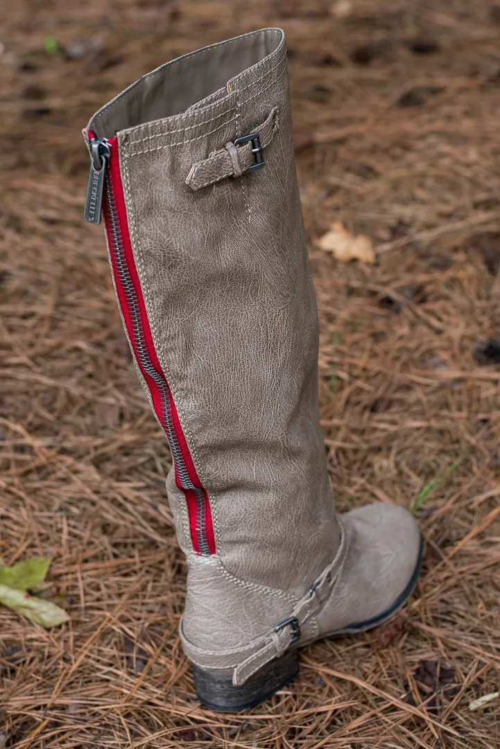 The Cassidy Boot, Beige