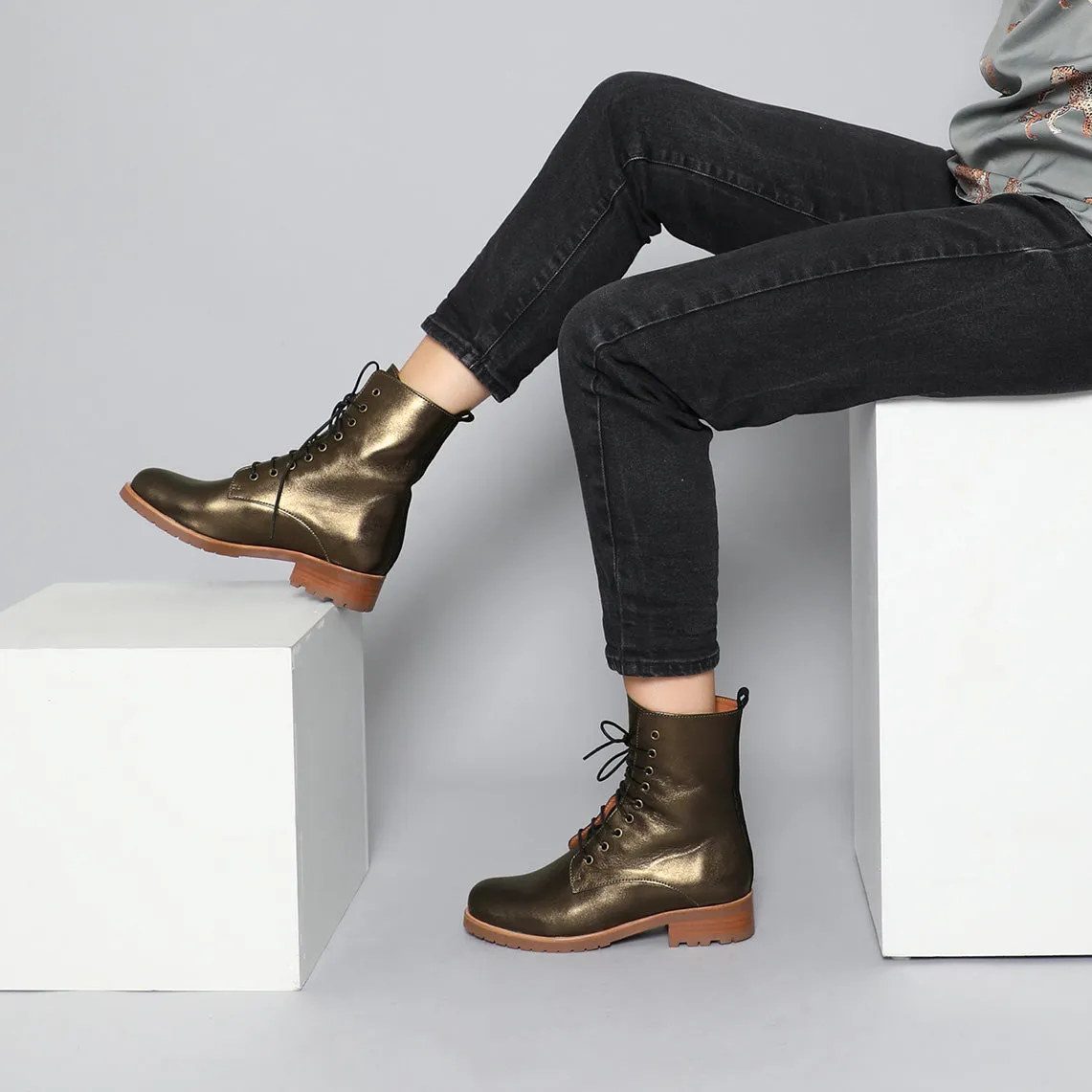 Tino Antique Bronze
